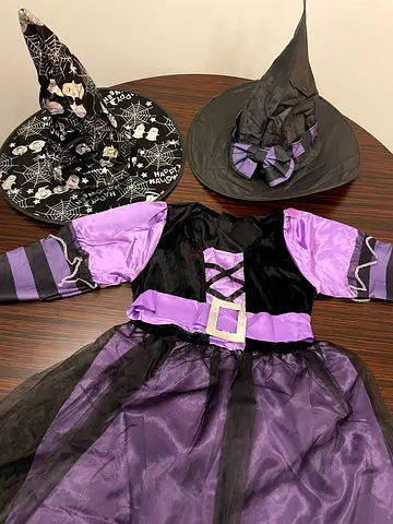 Halloween Costume - Age 5-10, Purple witch costume with two matching hats - kids size