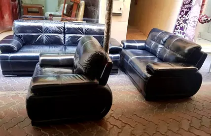 Black Leather 3+2+1-Seater Sofa Set Good Condition
