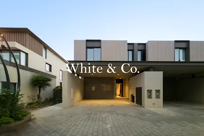 New & Exclusive | Rare Big Plot | Corner