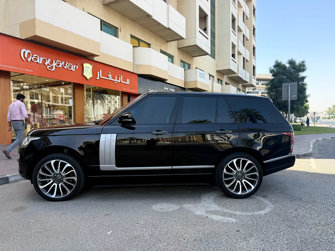 Land Rover Range Rover 2015 — photo 1 of 14