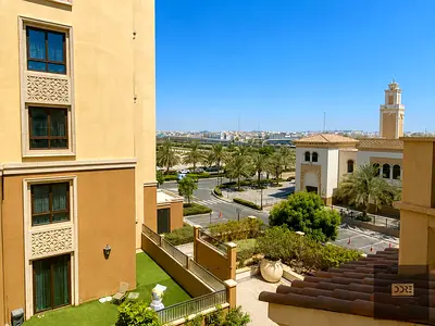 FULLY FURNISHED | SPACIOUS | PERFECT CONDITION