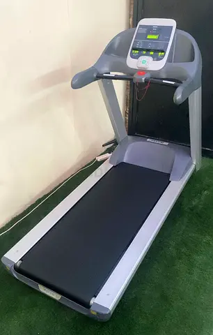 Precor Treadmill 932i