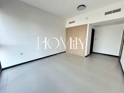 Vacant | Spacious 1BHK | Fully Equipped Kitchen