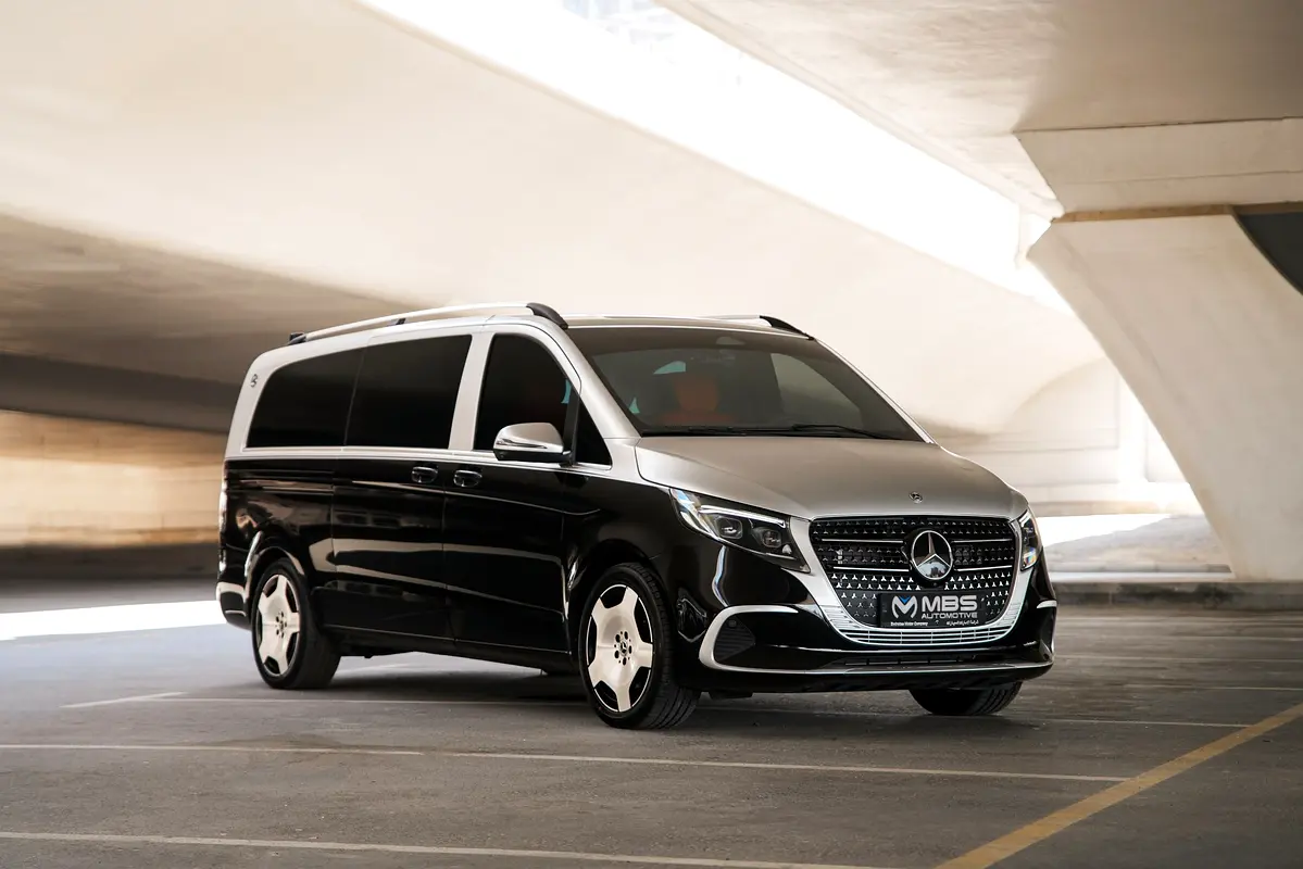 Mercedes-Benz V-Class 2026 — photo 1 of 19