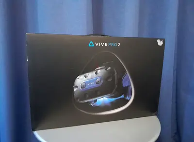 HTC VIVE Pro 2 full VR kit Original box included