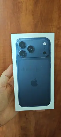 17 Pro Max 256GB Blue (Brand New) + invoice