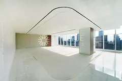 Luxury Living | Sea View | Near Metro