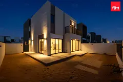 Modern Finish| 4BHK+Maids| Vacant