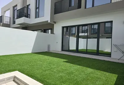 Vacant | Near Amenities | Back to Back