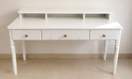 White Dressing / Makeup Table