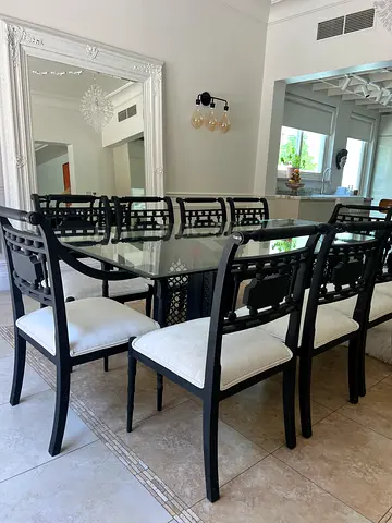 Dining table x 8 chairs
