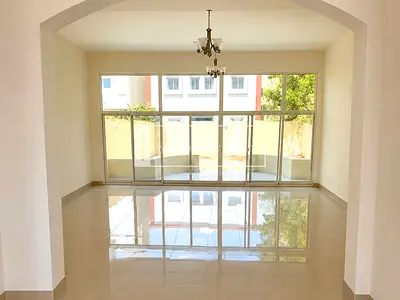 COMMERCIAL USE VILLA | PRIME LOCATION | READY