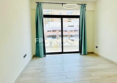 Spacious | Bright | Stylish
