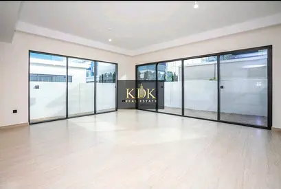 5Bed | Corner unit | Detached B2B