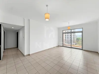 2BR-Well Maintained | Bright Neat/Clean | Vacant