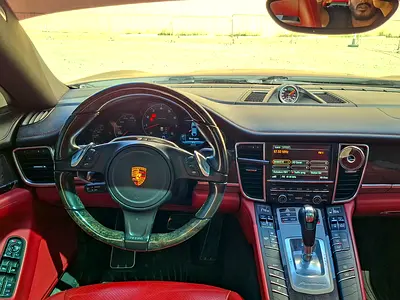 صورة 10 لـ 2015 Porsche PANAMERA