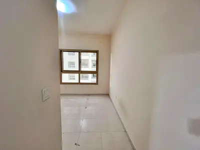 A great opportunity to live in a vibrant and family-friendly area. The apartment offers a practical