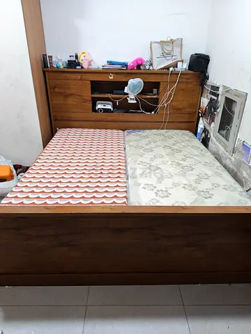 King size bed for sale