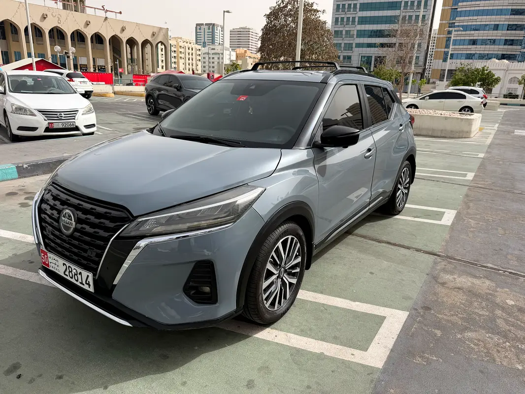 Nissan Kicks 2021 — photo 1 of 17