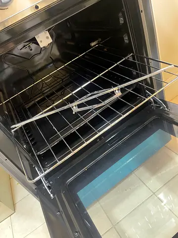 Midea 60x60cm Freestanding Cooker, Full Gas Cooking Range with 4 Burners, Automatic Ignition.