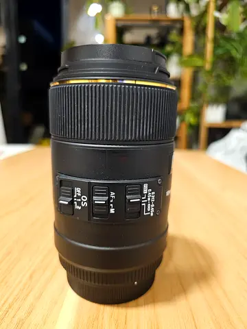 Sigma 105mm OS DSLR macro Lens - Good Working Condition