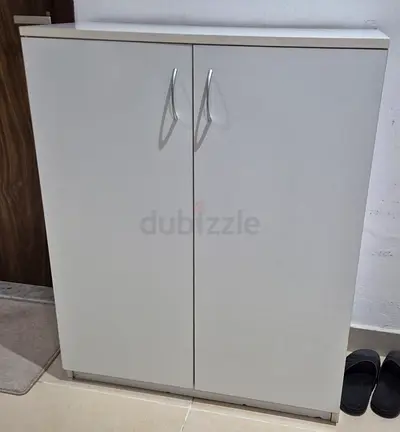 Solid wood cabinet