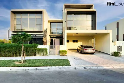 On Park | Private Pool | Large Plot | Vastu