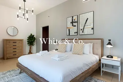 Available Now | Fully Furnish | High Floor