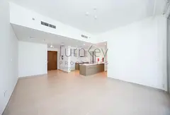 High-Floor 2BR | Sea &amp; Skyline Views | Ready to Move