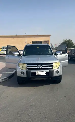 Mitsubishi Pajero GLS Top 5 Door 2008 GCC Specs