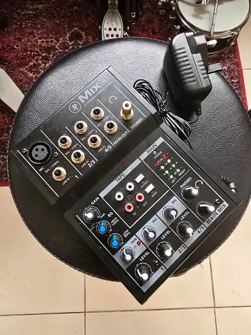 Mackie Mix5
