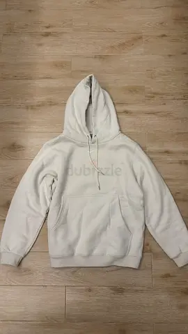 Original Nike hoodie in clean cream / off-white colour.  Soft fleece interior with a comfortable fit