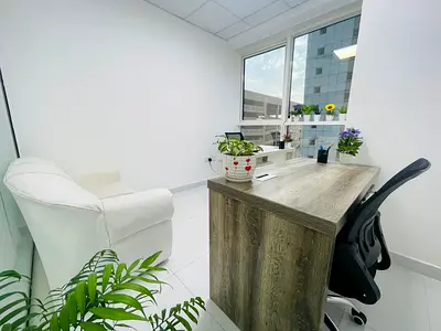 Premium Office for rent | Free Utilities | Direct from Owner
