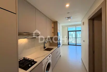 Motivated Seller | Pool View | Vacant On Transfer