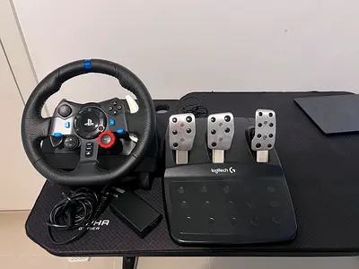 Logitech G29 Racing Wheel with Pedals - Good Condition