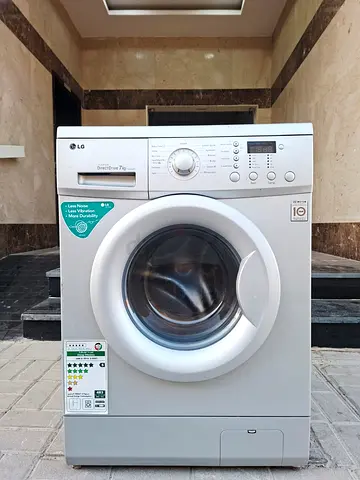 This inverter motor, 7 kg LG direct drive washing machine, Less electricity consumption, perfect wor