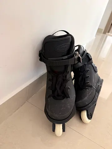 COUGAR Aggressive Inline Skates Size 42-43 | Like New