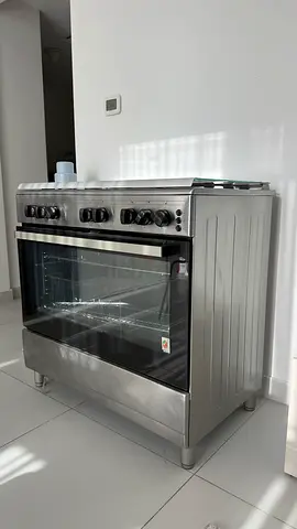 Stainless Steel 5-Burner Gas Range with Large Oven - Good Condition