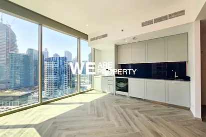 Bright Studio | Canal Views | Serine Living