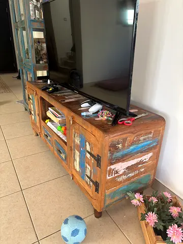 Tv table