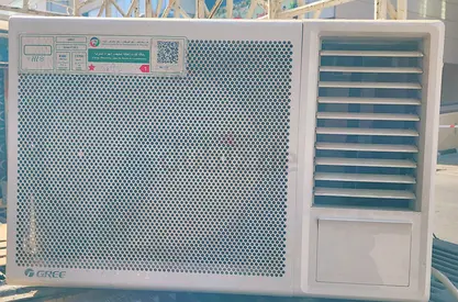 Ac Gree 2ton window almost new for sale