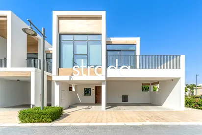 Next To Pool Park | VOT | Corner