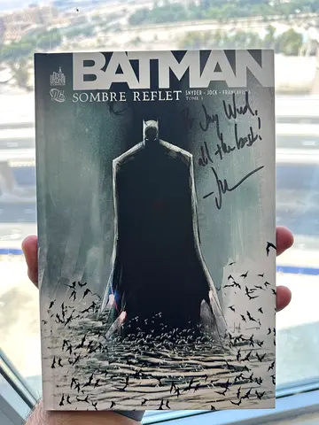 Signed Batman: Sombre Reflet graphic novel (French edition)