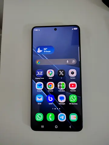 Samsung Galaxy smartphone in good working condition