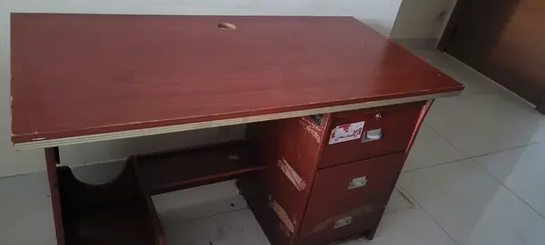 Wooden office desk table with 3 drawers