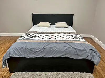 IKEA Bed and mattres / queen size