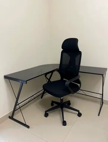 L-shaped desk  Ergonomic mesh office chair: AED200