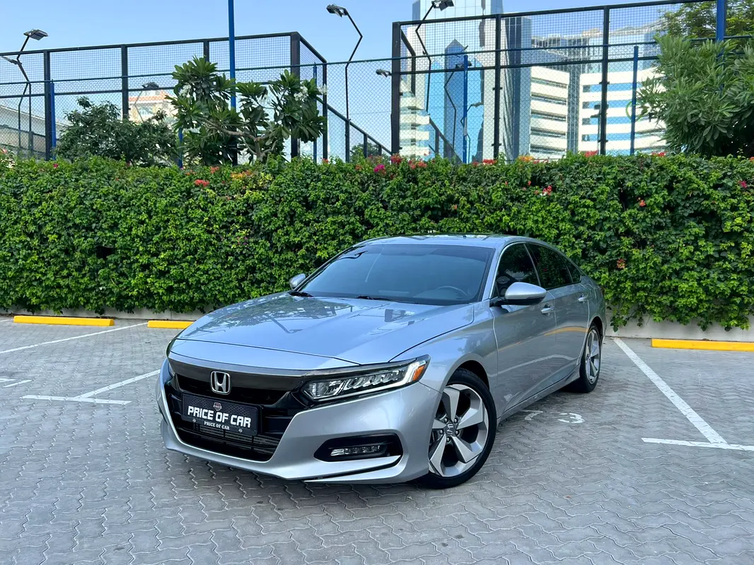 Honda Accord 2018 — photo 1 of 18