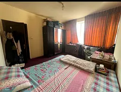 Spacious Furnished Room Available on Electra Street – For Single Working Professional