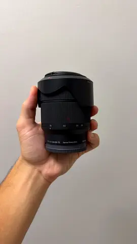 Sony FE 28-70mm f/3.5-5.6 OSS Lens